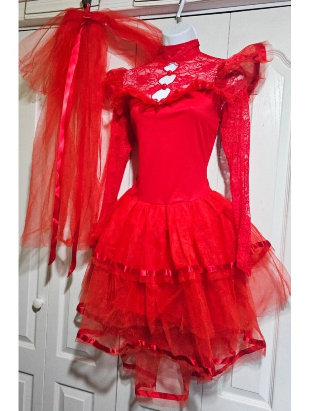 Beetlejuice Lydia Adult Costume Short Wedding Dress Veil Party King Beetle Bride